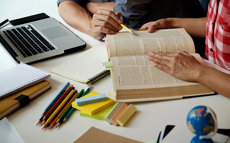 La oración como herramienta de estudio: Conectando con Dios en el aprendizaje